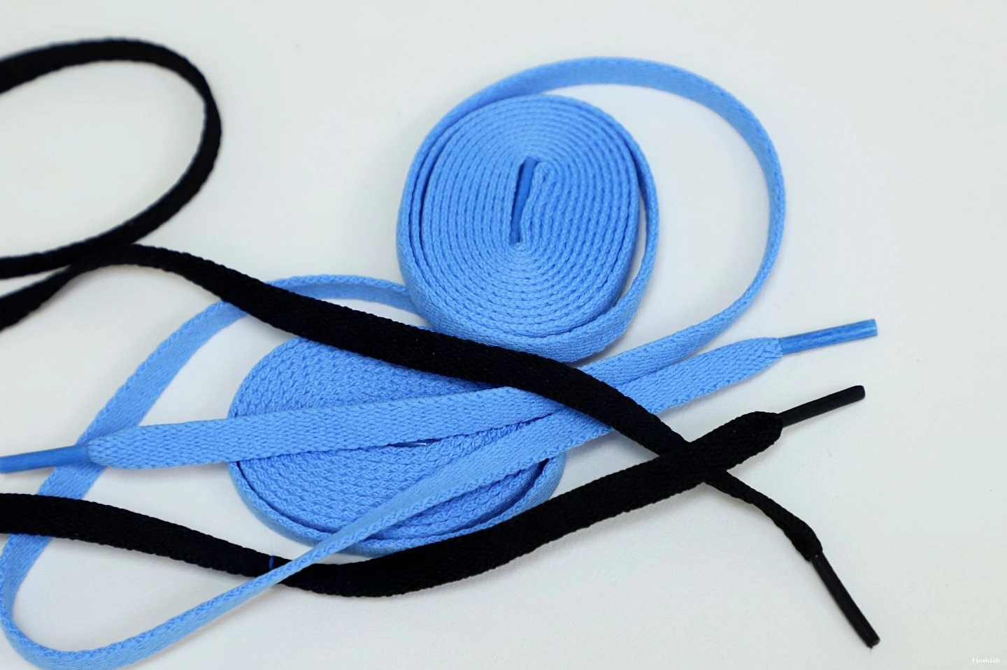 1 'UNIVERSITY HIGH JORDAN OG RETRO AIR 0211